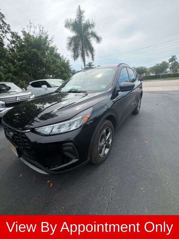 2025 FORD Escape