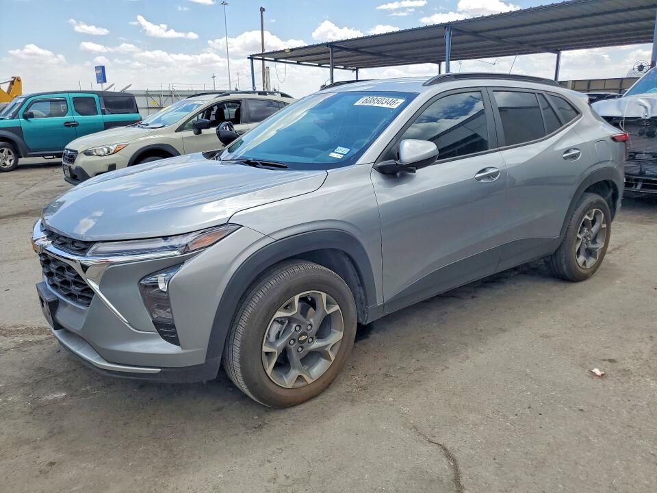 2024 CHEVROLET Trax