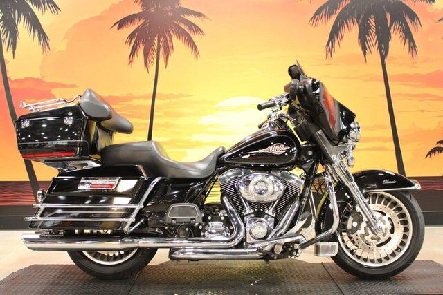 2011 HARLEY DAVIDSON Electra Glide Classic