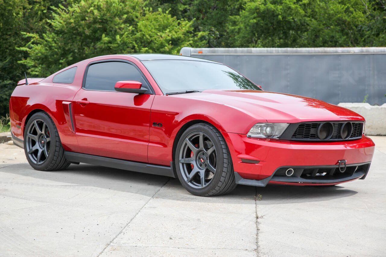 2011 FORD Mustang