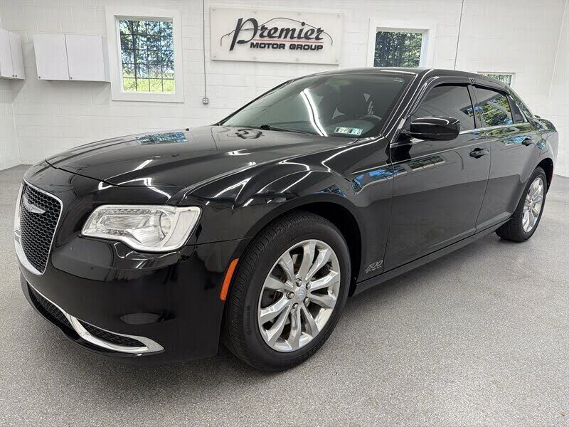 2016 CHRYSLER 300