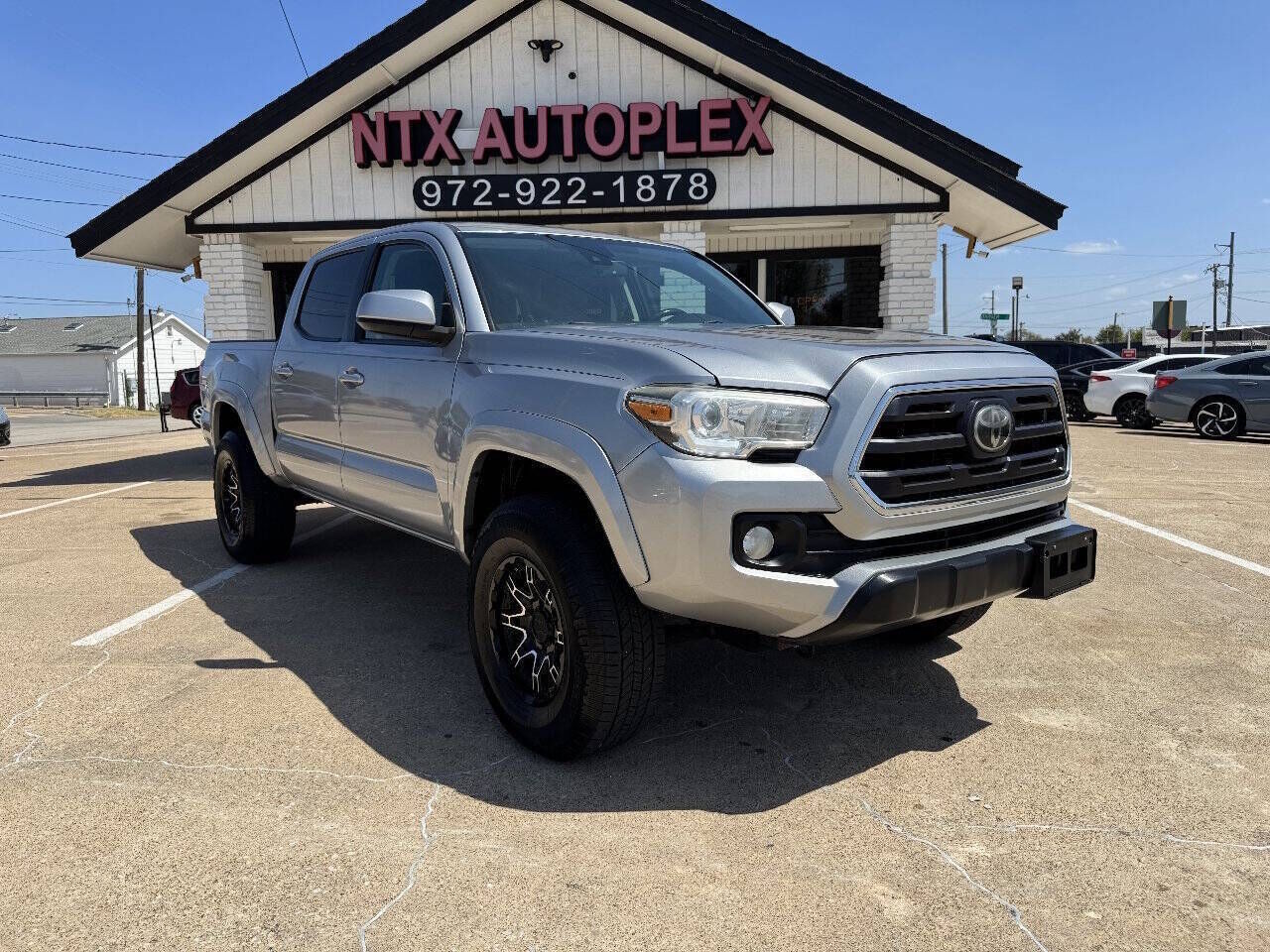 2019 TOYOTA Tacoma