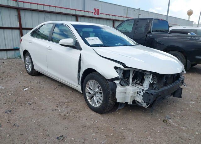 2017 TOYOTA Camry