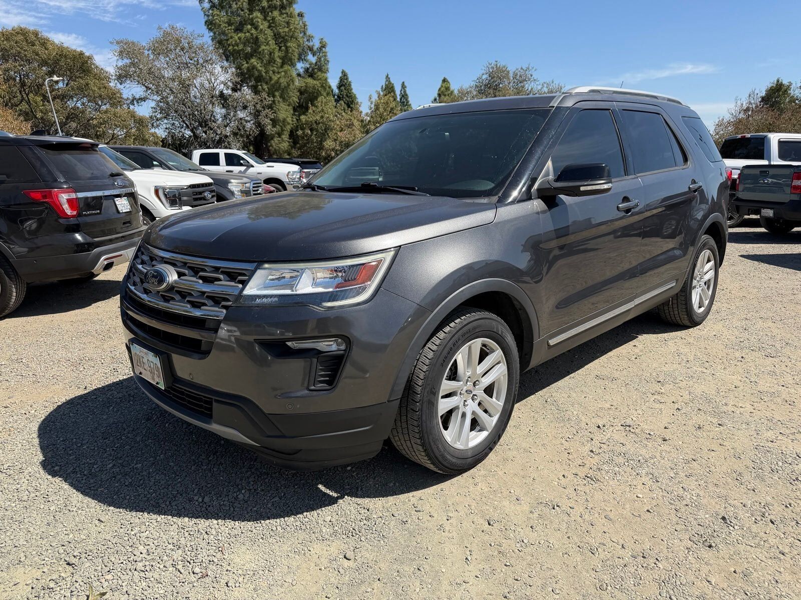 2018 FORD Explorer