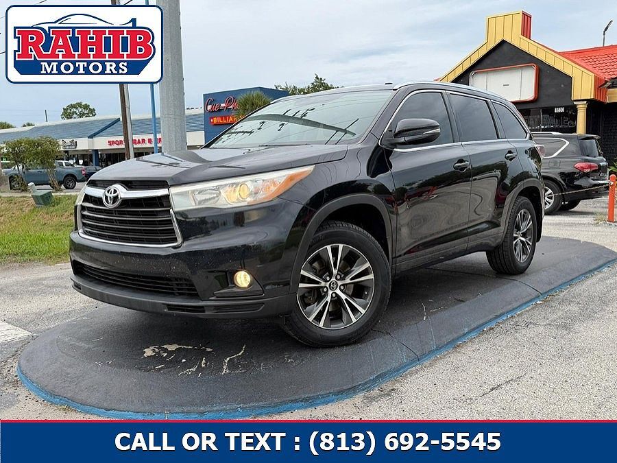 2016 TOYOTA Highlander