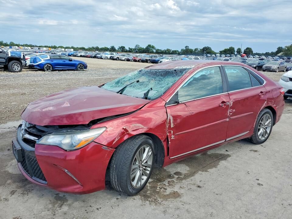 2016 TOYOTA Camry