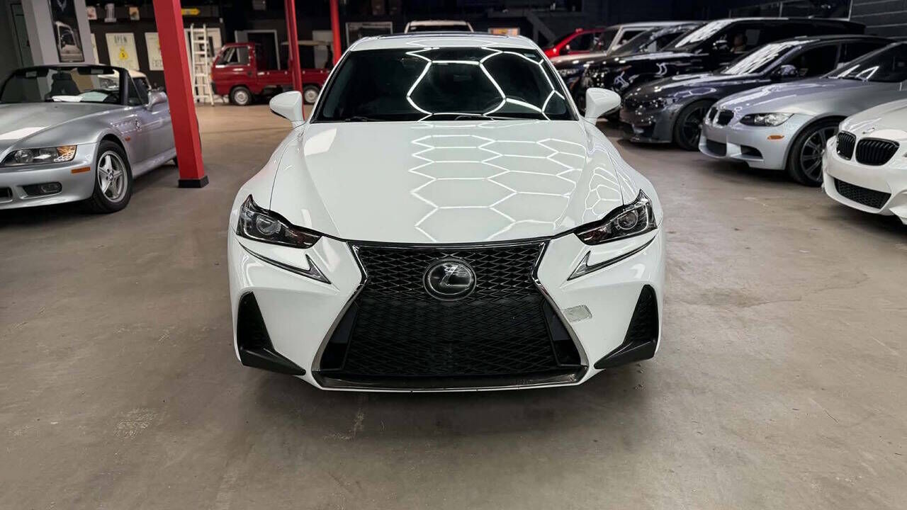 2018 Lexus IS