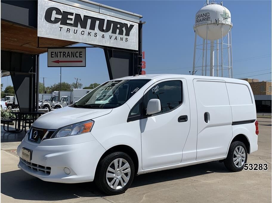 2020 NISSAN NV200