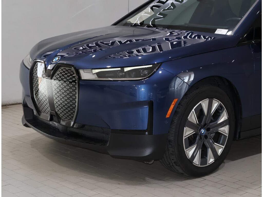 2024 BMW iX