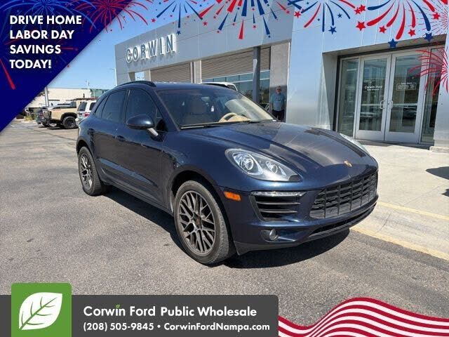 2015 PORSCHE Macan