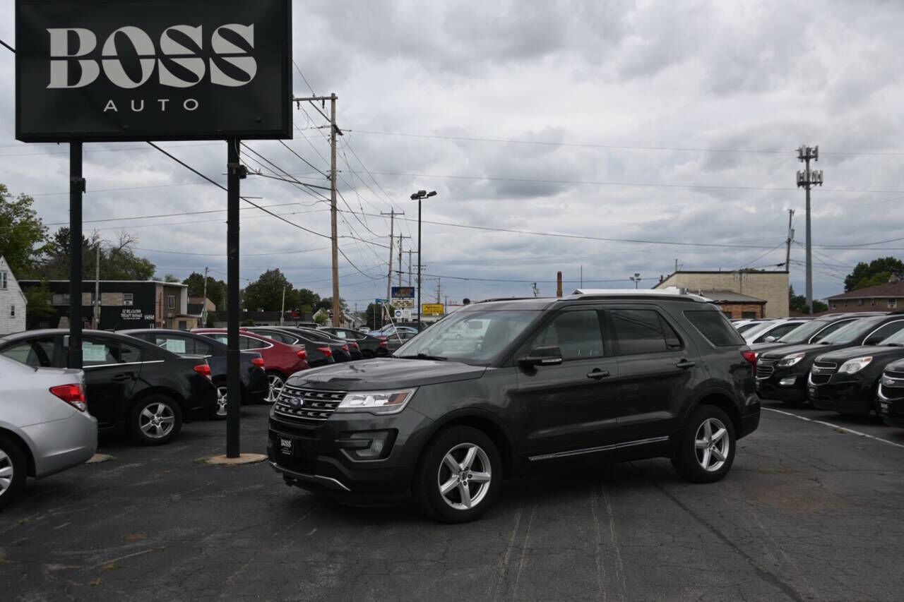 2017 FORD Explorer
