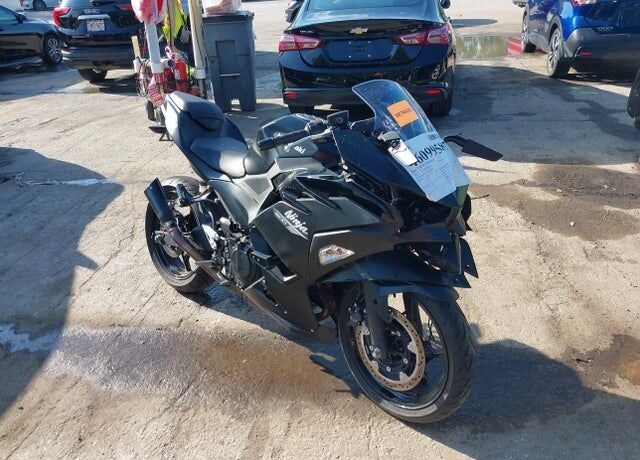 2026 KAWASAKI Ninja