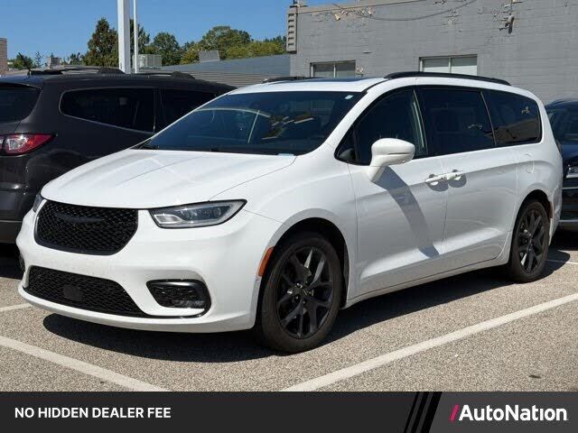 2021 CHRYSLER Pacifica