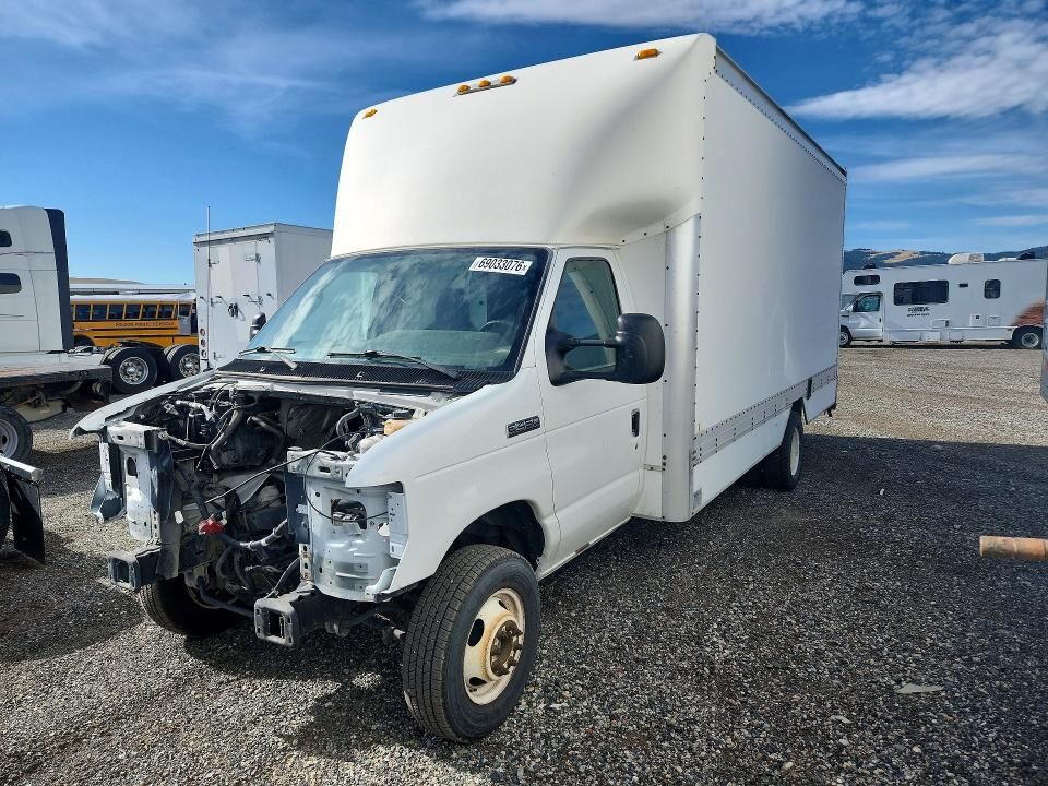 2014 FORD E-450