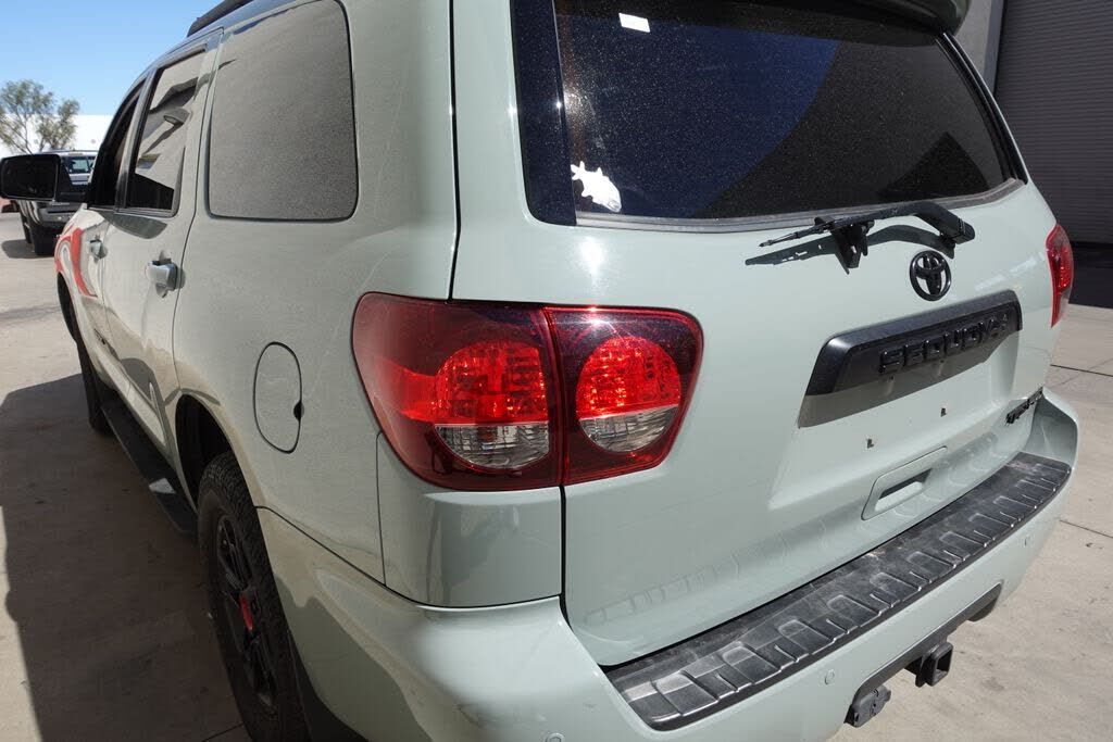 2022 TOYOTA Sequoia