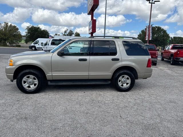 2004 FORD Explorer