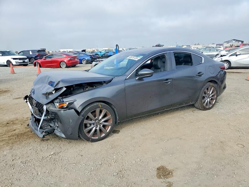 2019 MAZDA Mazda3