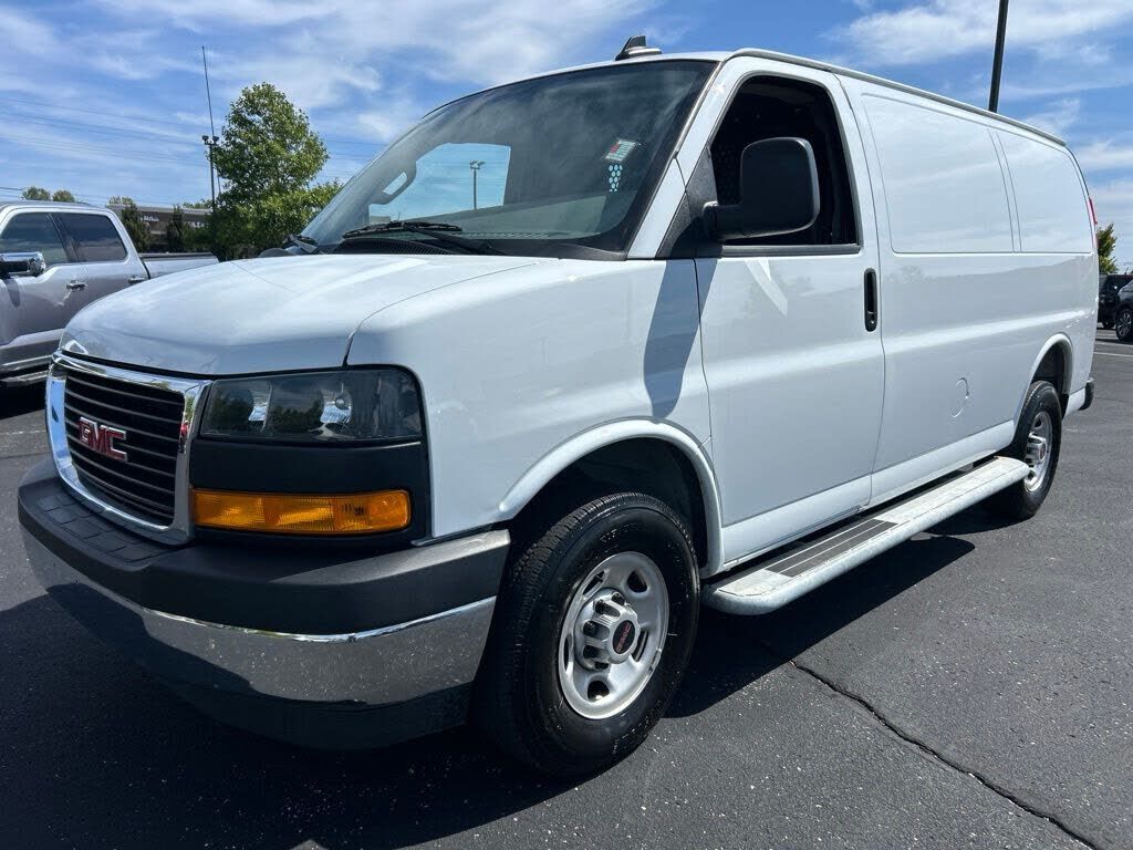 2025 GMC Savana