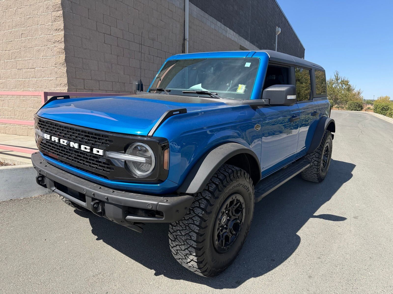 2023 FORD Bronco