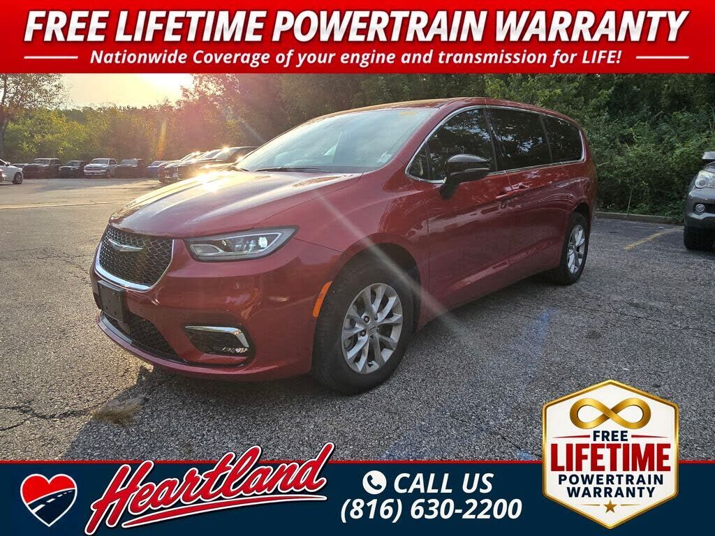 2025 CHRYSLER Pacifica