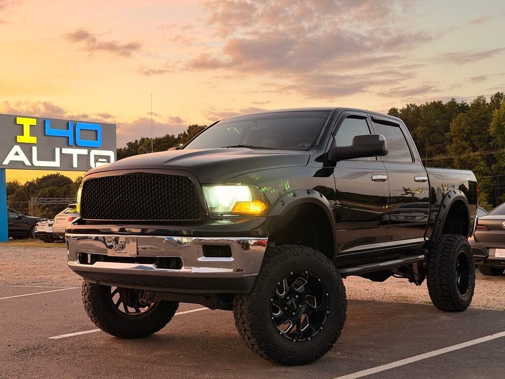 2012 DODGE Ram