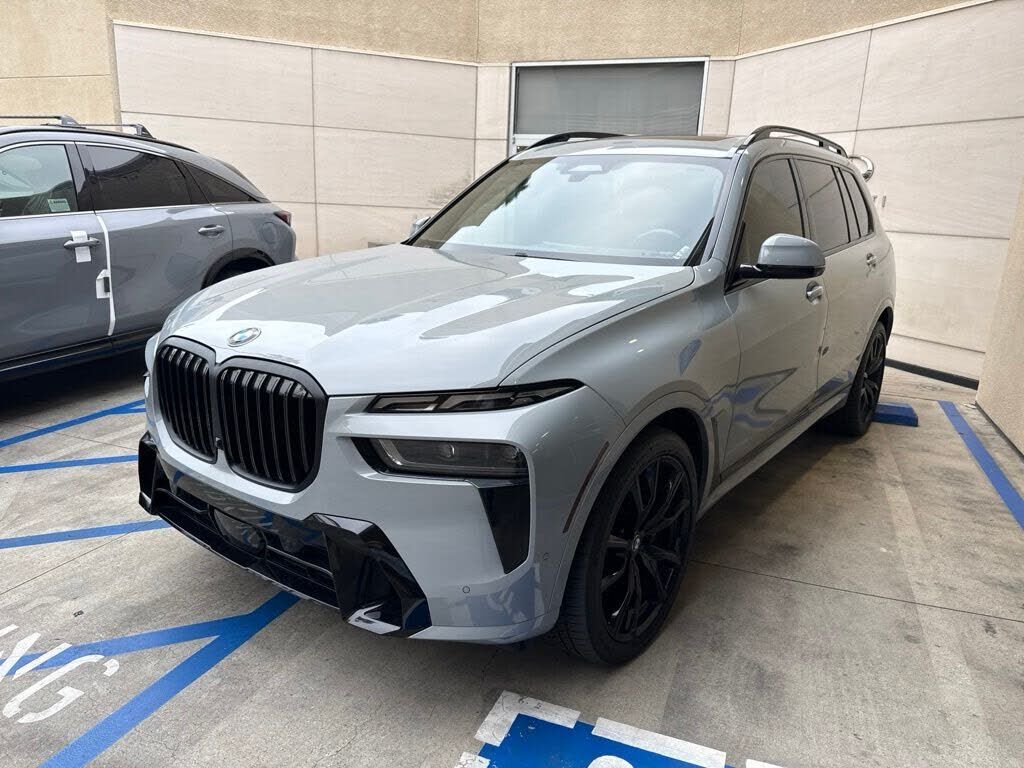 2024 BMW X7