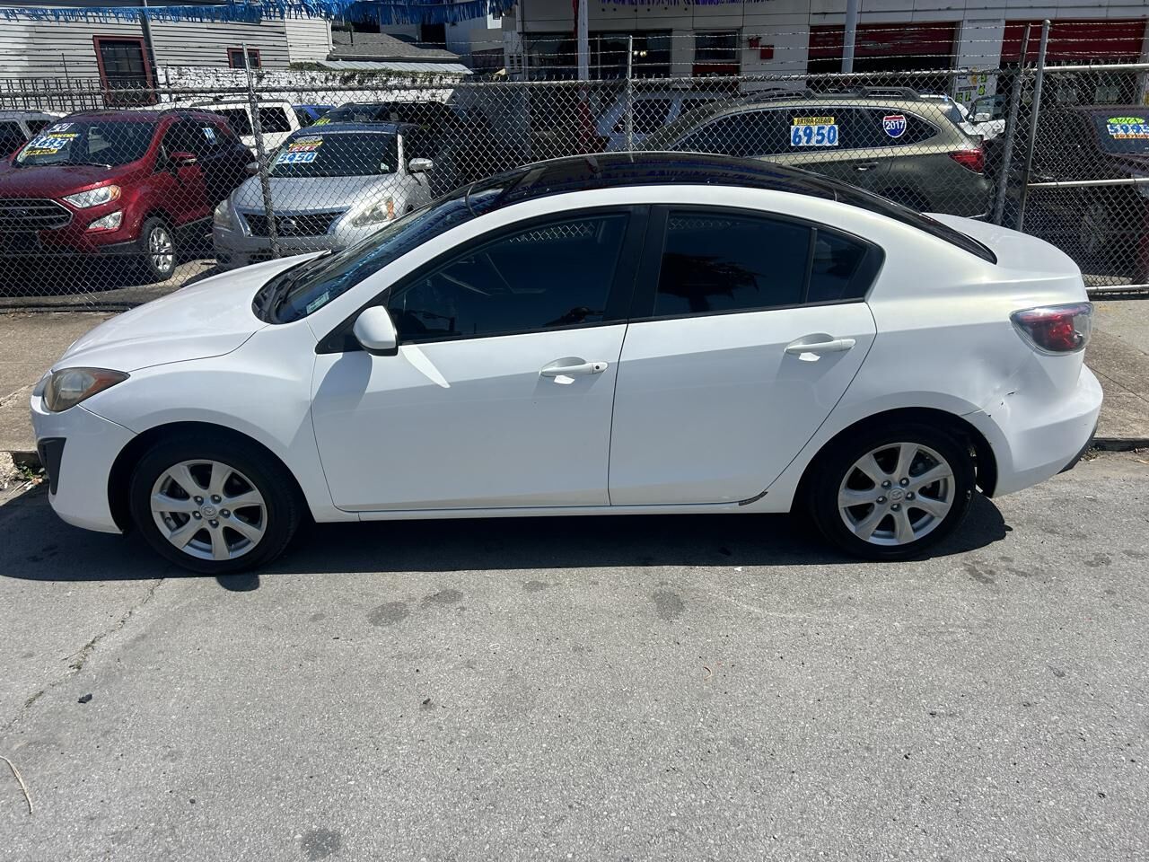 2010 MAZDA Mazda3