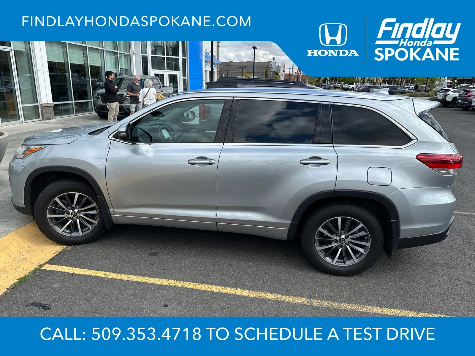 2017 TOYOTA Highlander