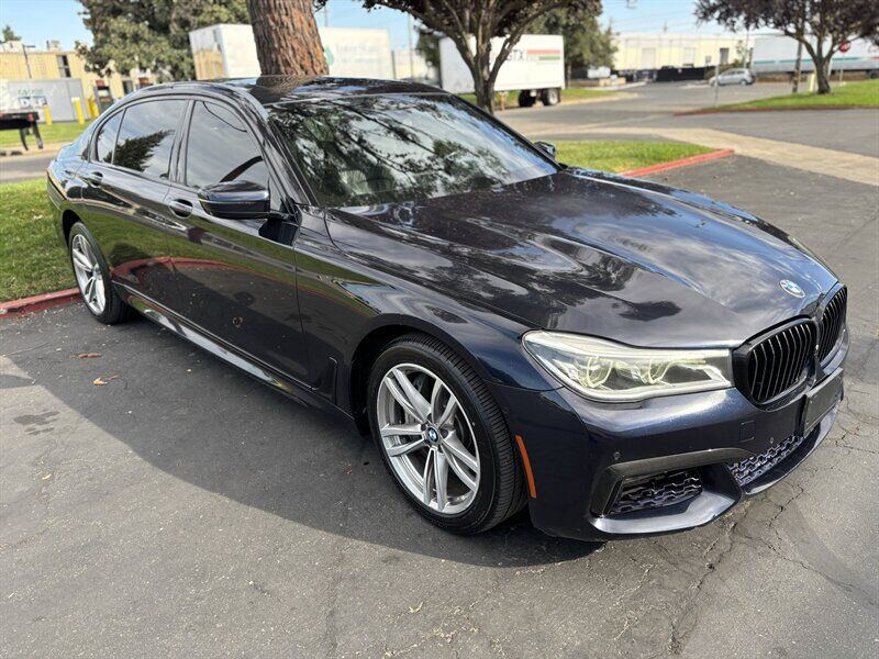 2017 BMW 750i / B7