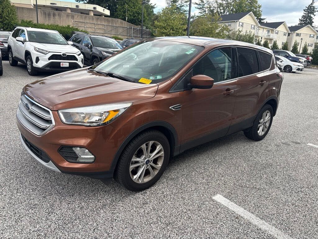 2017 FORD Escape