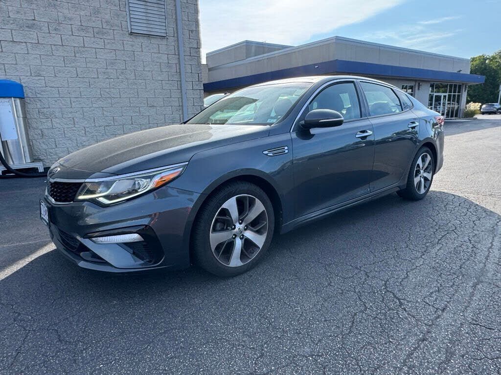 2019 KIA Optima