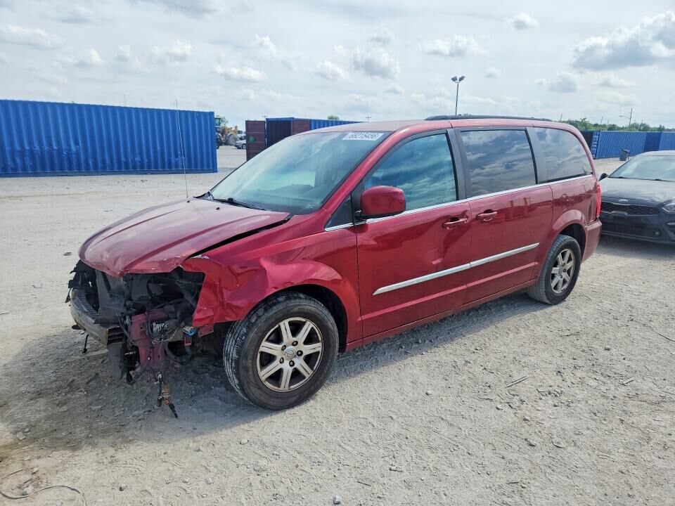 2012 CHRYSLER Town and Country