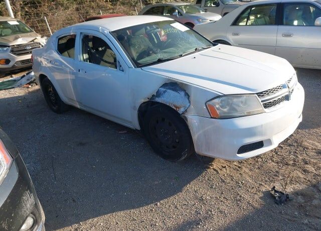 2014 DODGE Avenger