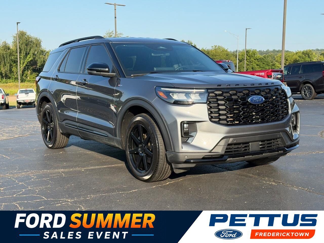 2025 FORD Explorer