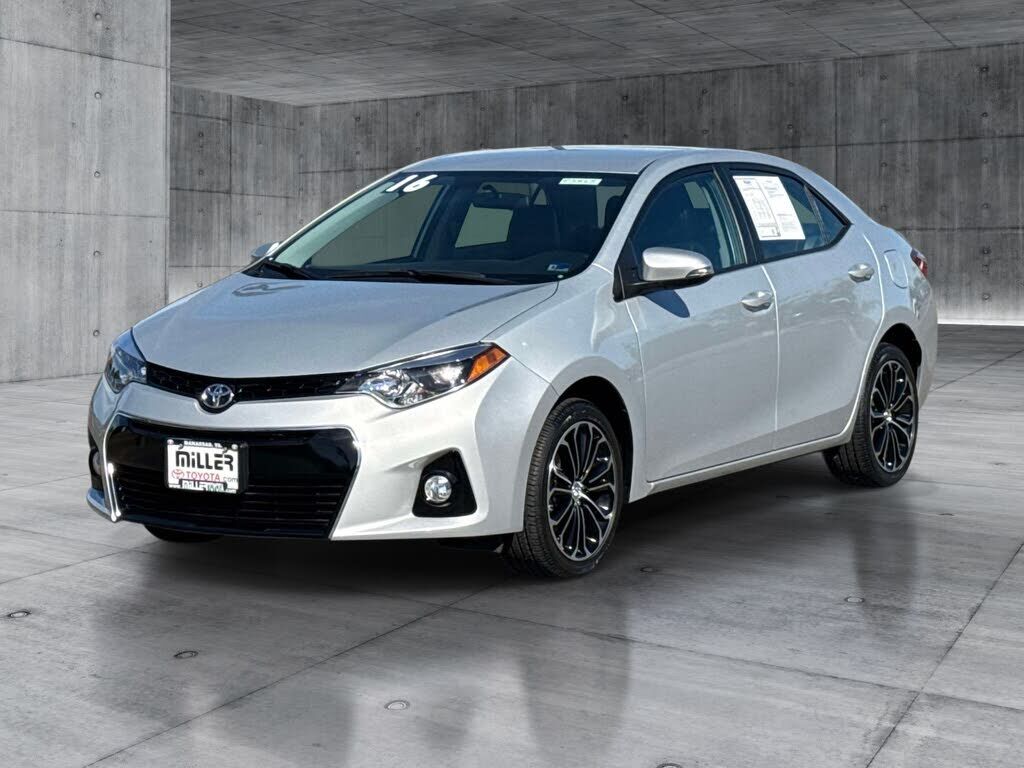 2016 TOYOTA Corolla