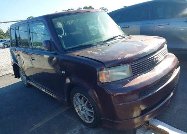 2005 TOYOTA SCION