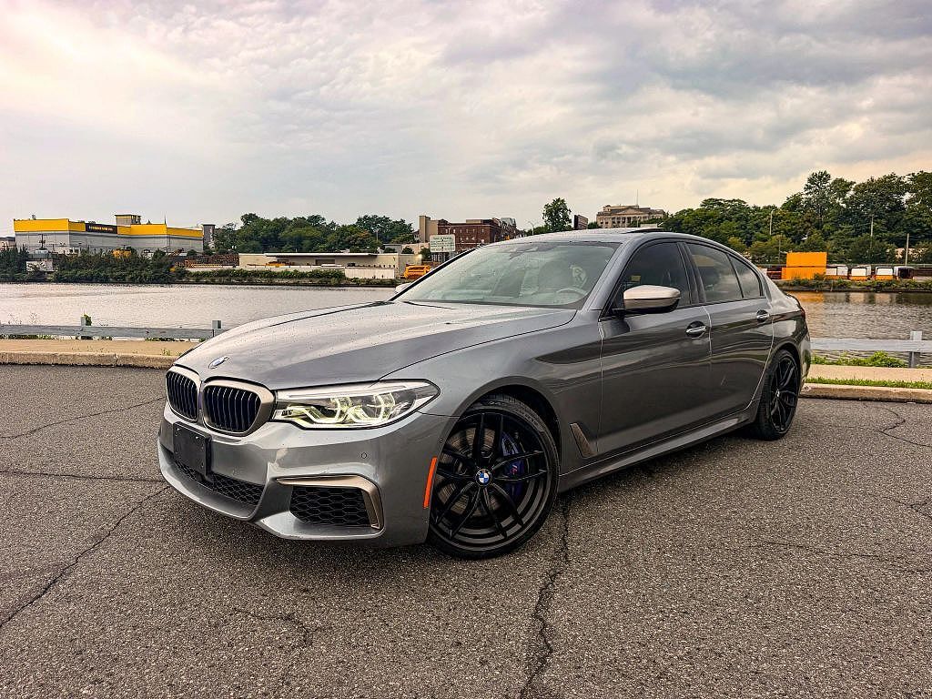 2019 BMW M550i