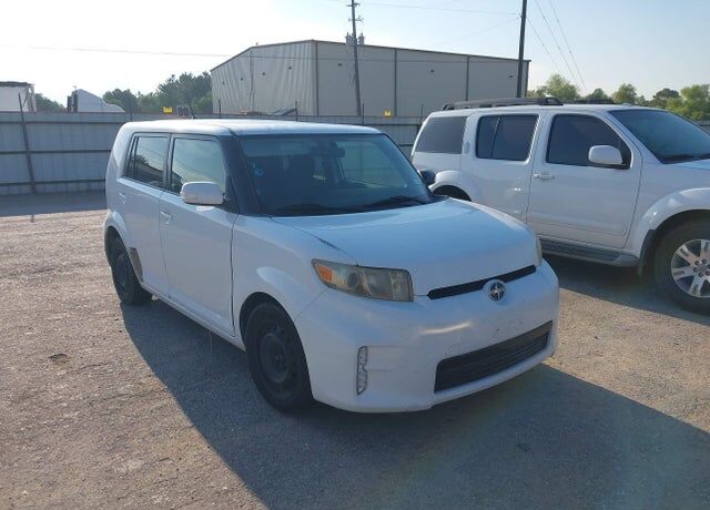 2013 TOYOTA SCION