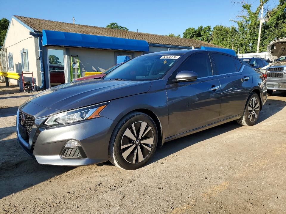 2021 NISSAN Altima