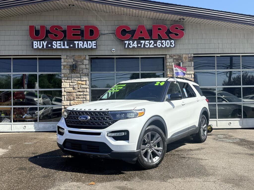 2024 FORD Explorer
