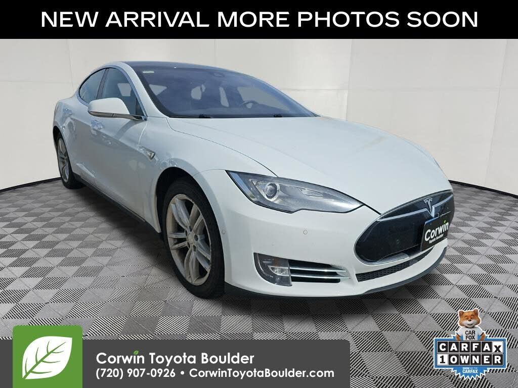 2014 TESLA Model S