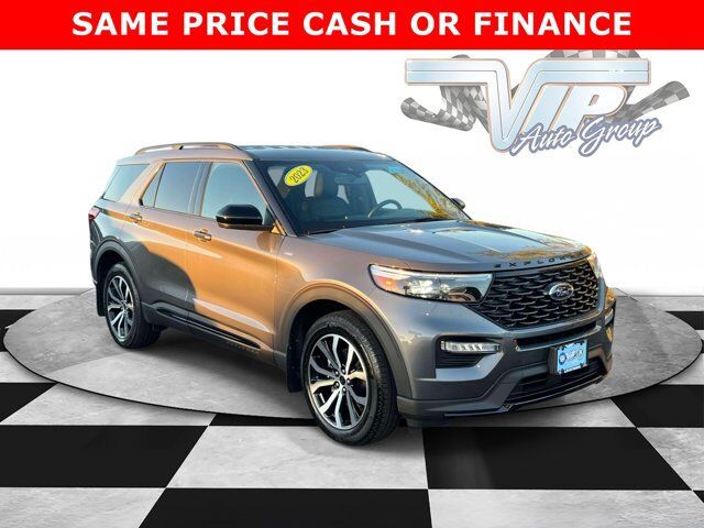 2023 FORD Explorer