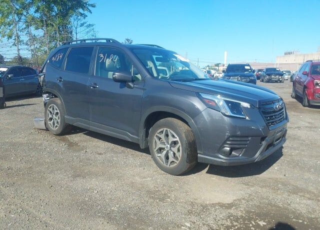 2023 SUBARU Forester