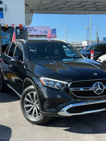 2024 MERCEDES-BENZ GLC-Class