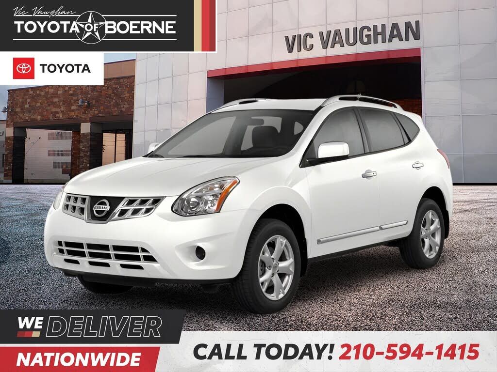 2011 NISSAN Rogue