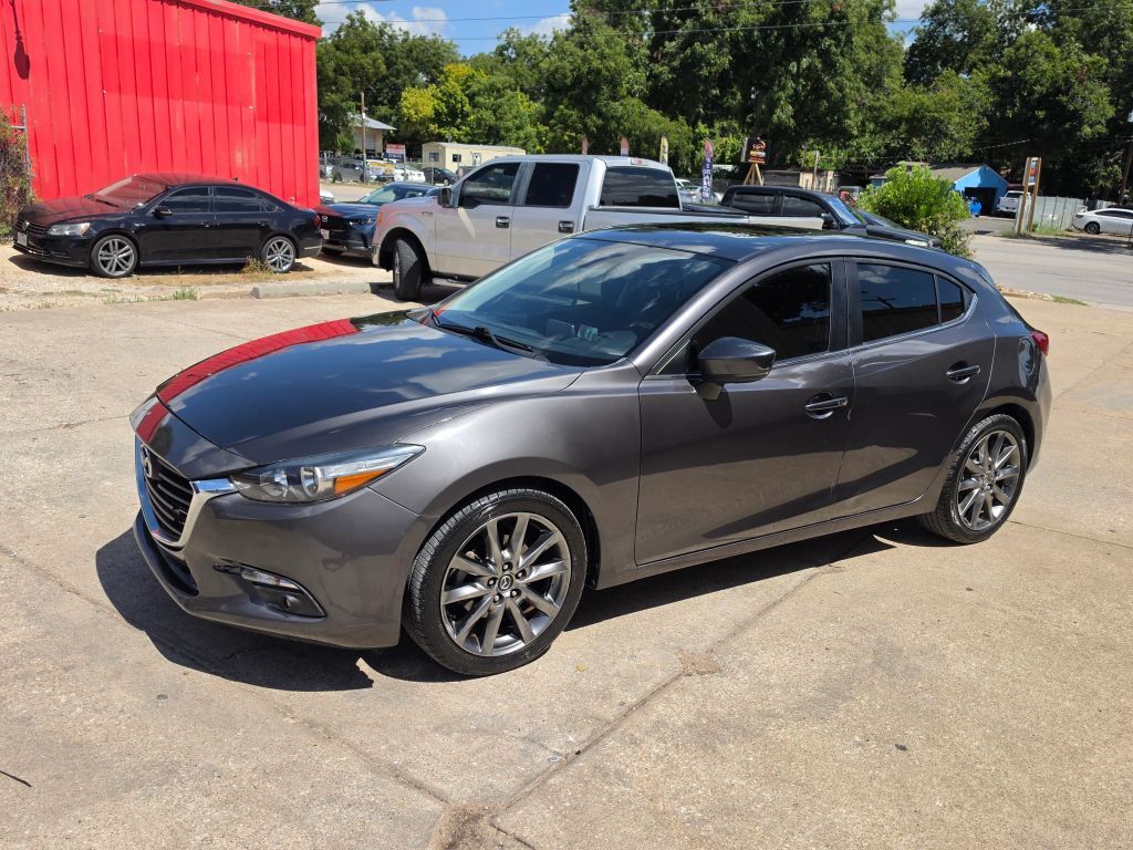 2018 MAZDA Mazda3