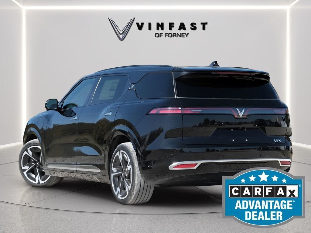 2024 VINFAST VF 9