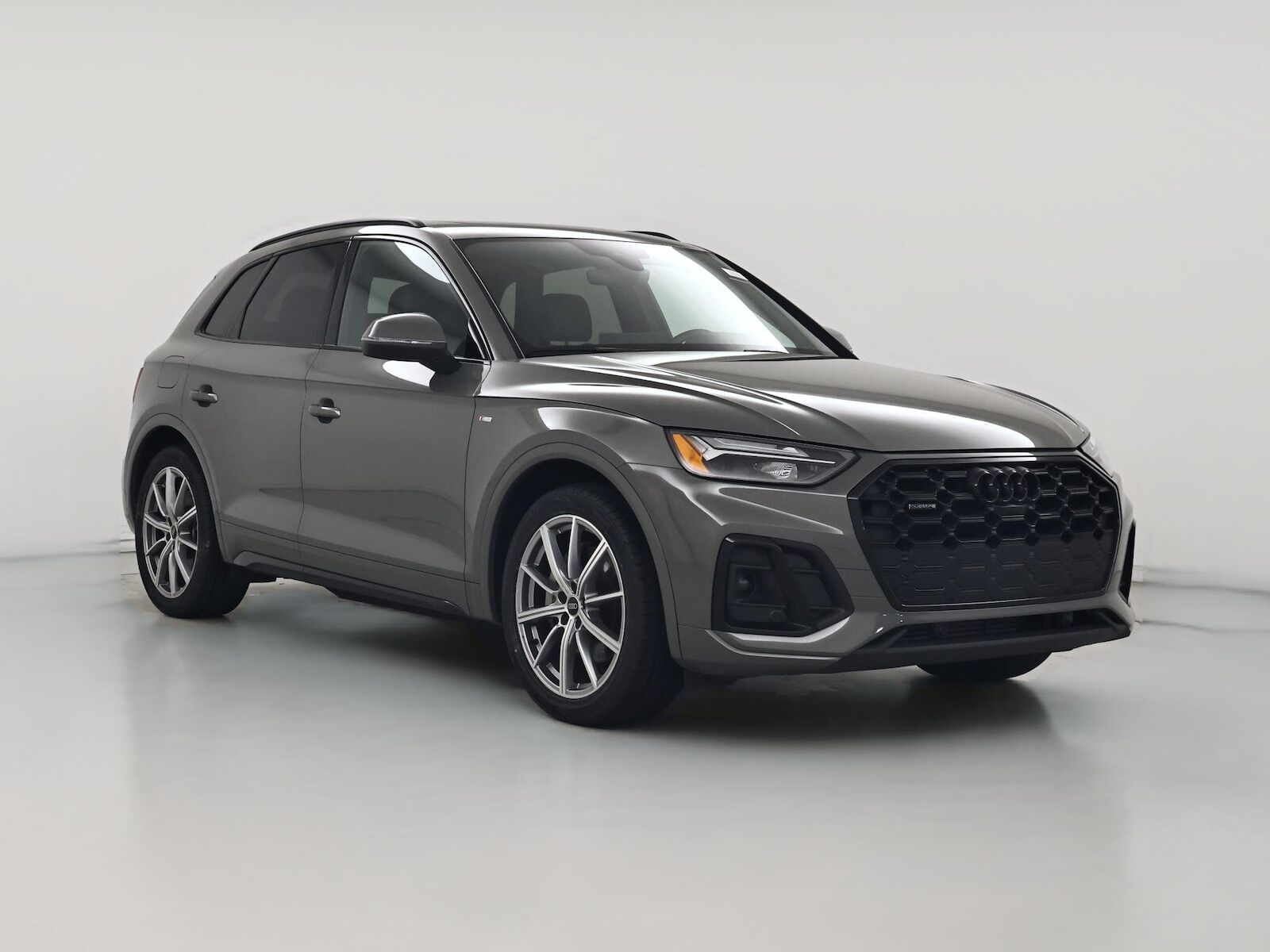 2023 AUDI Q5 e