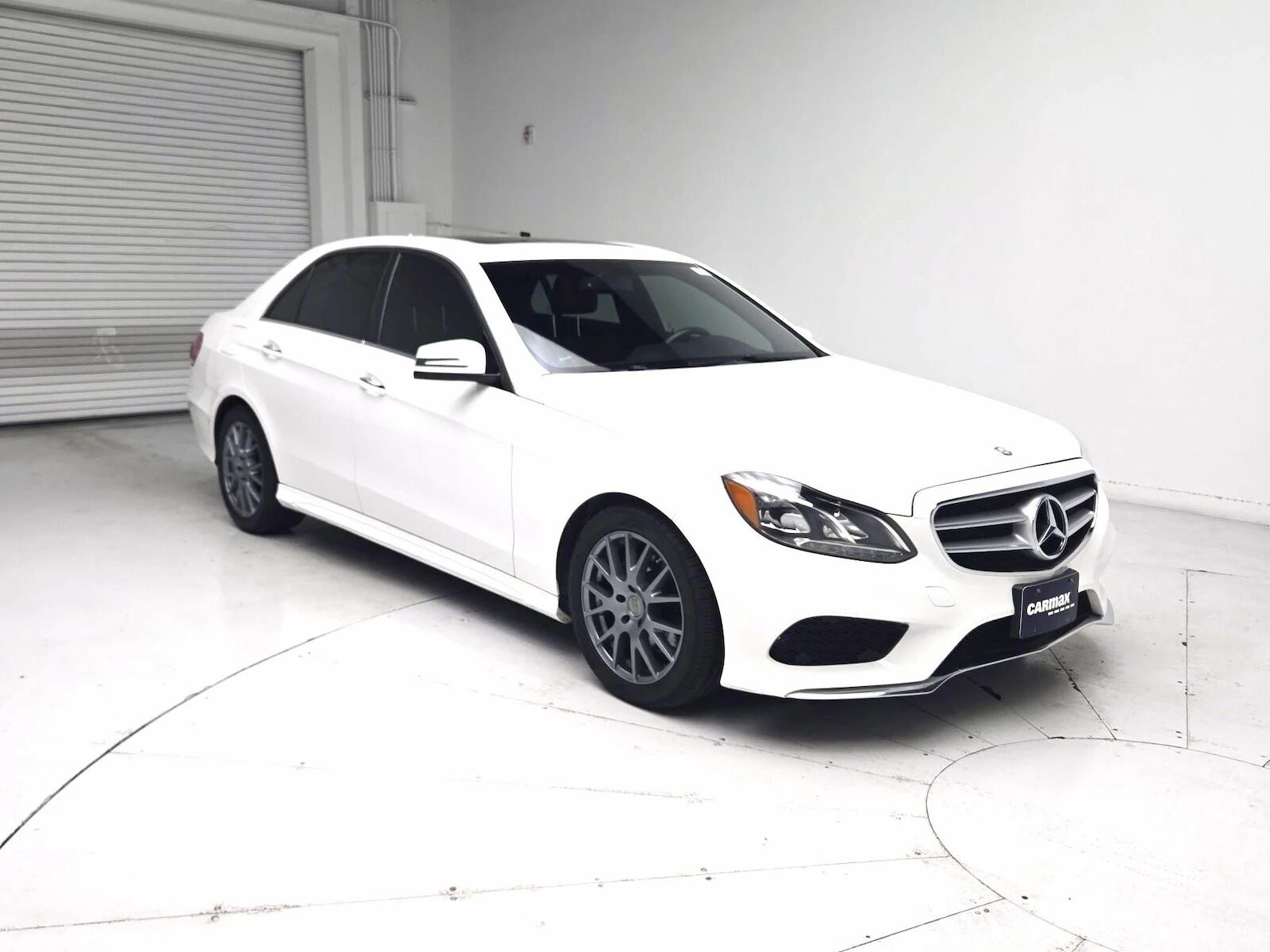 2016 MERCEDES-BENZ E-Class