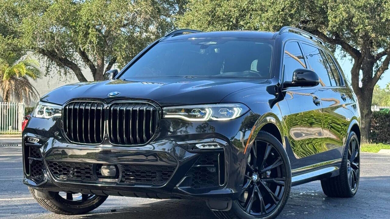 2021 BMW X7